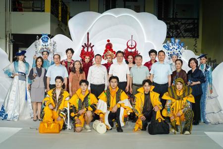 “魅力绽放 艺彩纷呈”beat365中文官网第二届教职工时装秀精彩上演